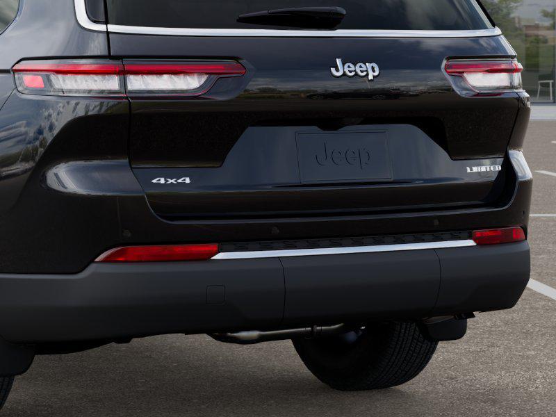 new 2025 Jeep Grand Cherokee car, priced at $47,036