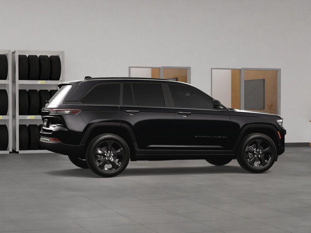 new 2025 Jeep Grand Cherokee car, priced at $41,926