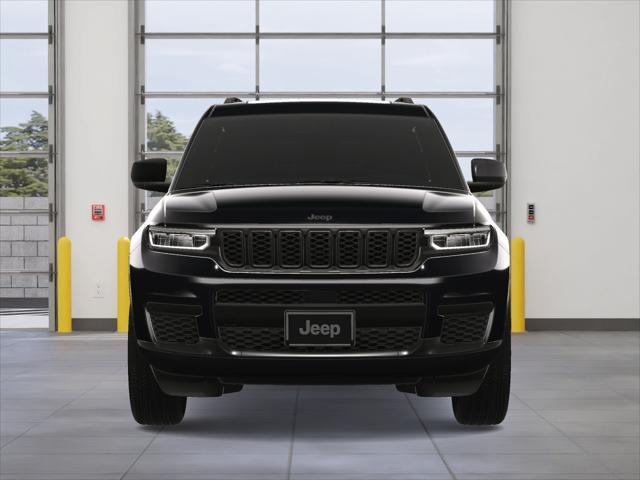 new 2025 Jeep Grand Cherokee car, priced at $44,676