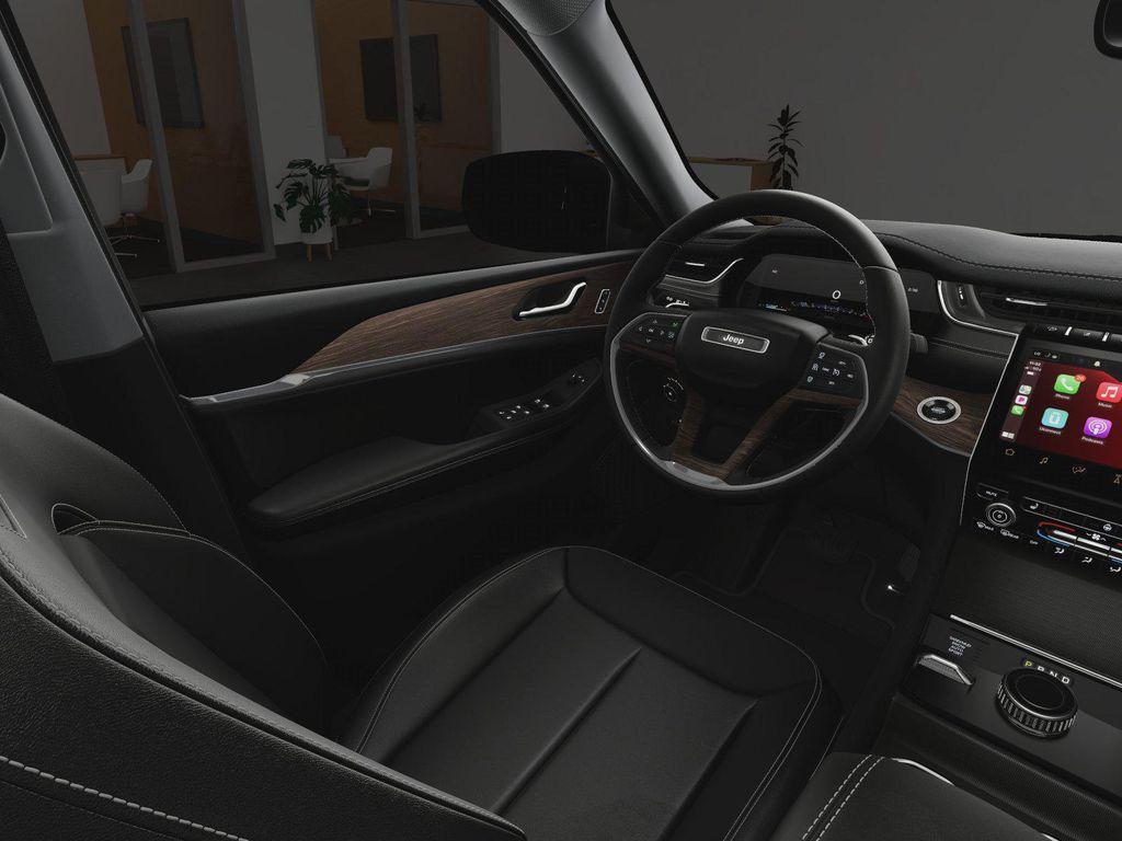 new 2025 Jeep Grand Cherokee car, priced at $50,335