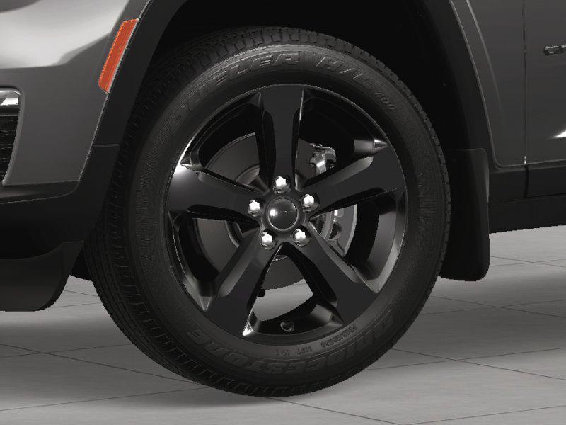 new 2025 Jeep Grand Cherokee car, priced at $49,761