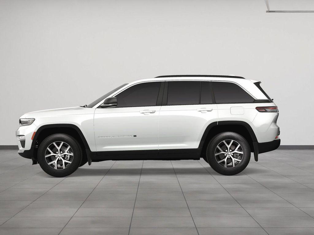 new 2025 Jeep Grand Cherokee car, priced at $45,591