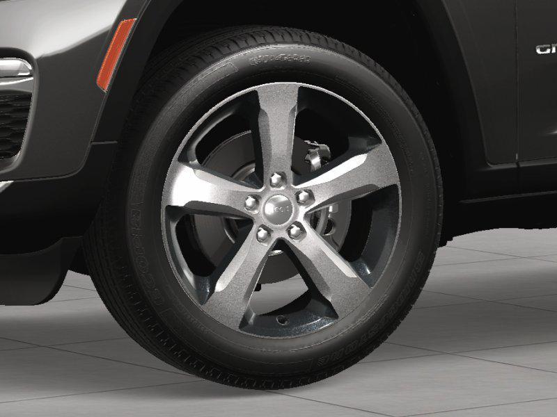 new 2025 Jeep Grand Cherokee car, priced at $48,386