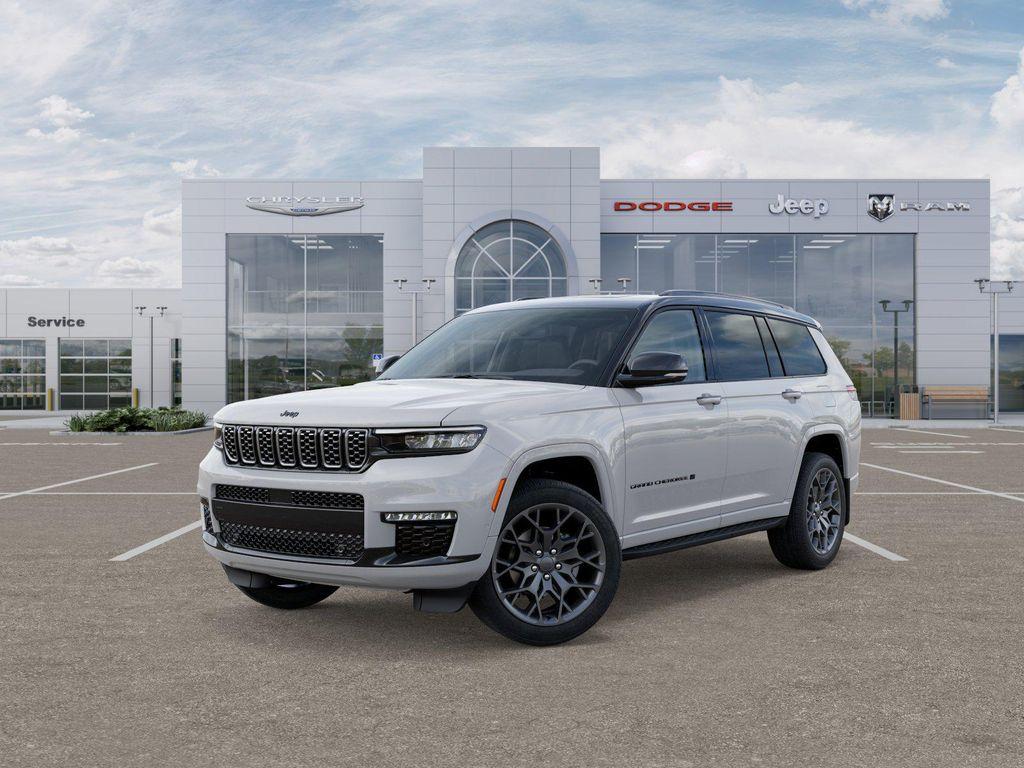 new 2025 Jeep Grand Cherokee car, priced at $73,621