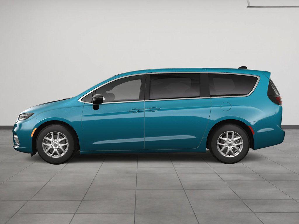 new 2025 Chrysler Pacifica car, priced at $42,036