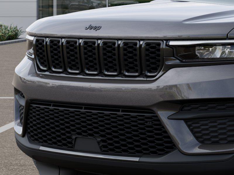 new 2025 Jeep Grand Cherokee car, priced at $40,481