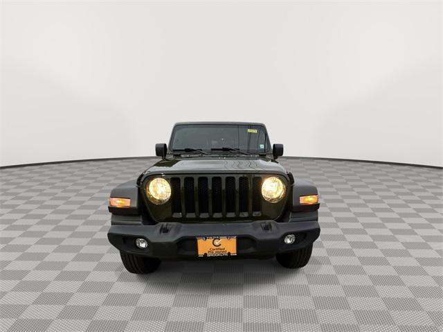 used 2022 Jeep Wrangler Unlimited car, priced at $33,558