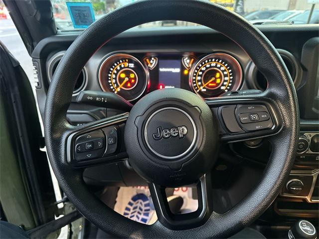 used 2022 Jeep Wrangler Unlimited car, priced at $33,558