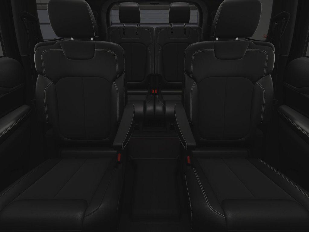 new 2025 Jeep Grand Cherokee car, priced at $42,561