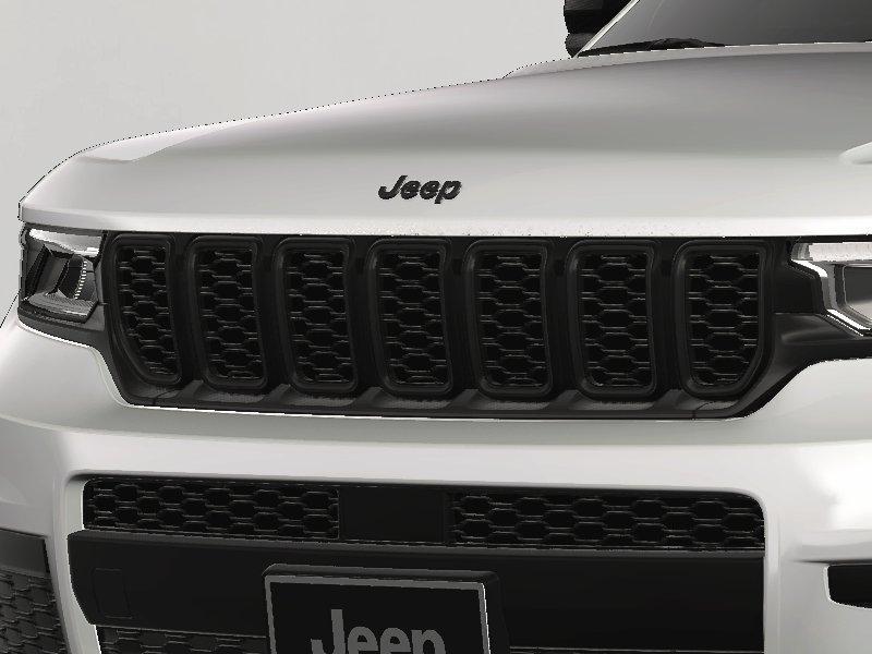 new 2025 Jeep Grand Cherokee car, priced at $42,561