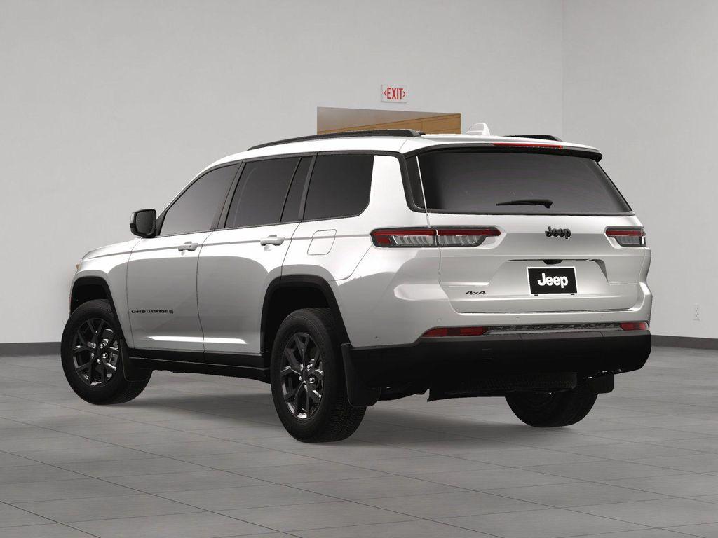 new 2025 Jeep Grand Cherokee car, priced at $42,561