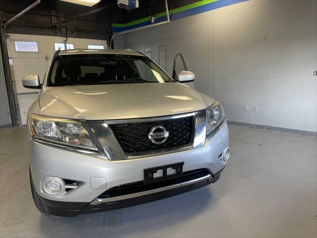 used 2013 Nissan Pathfinder car