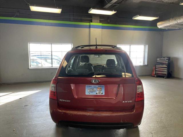 used 2008 Kia Rondo car, priced at $2,995