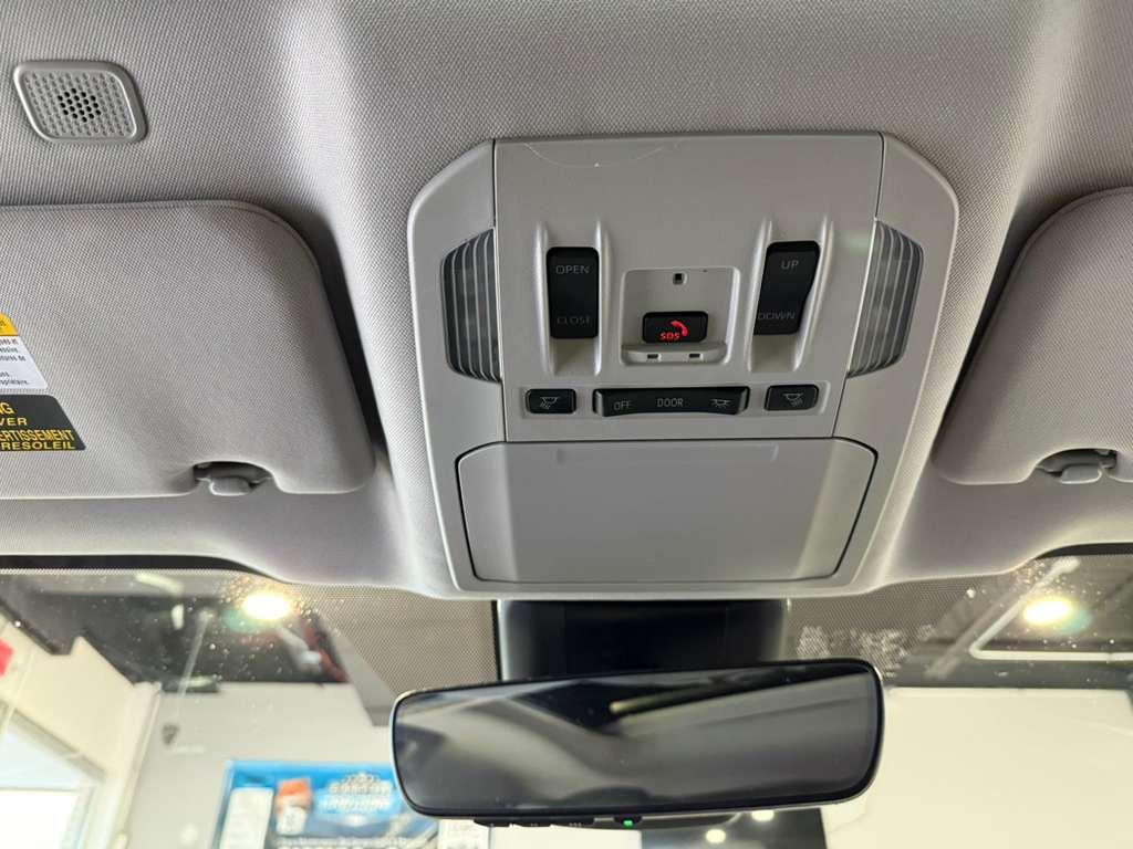 used 2024 Toyota Highlander Hybrid car, priced at $36,995