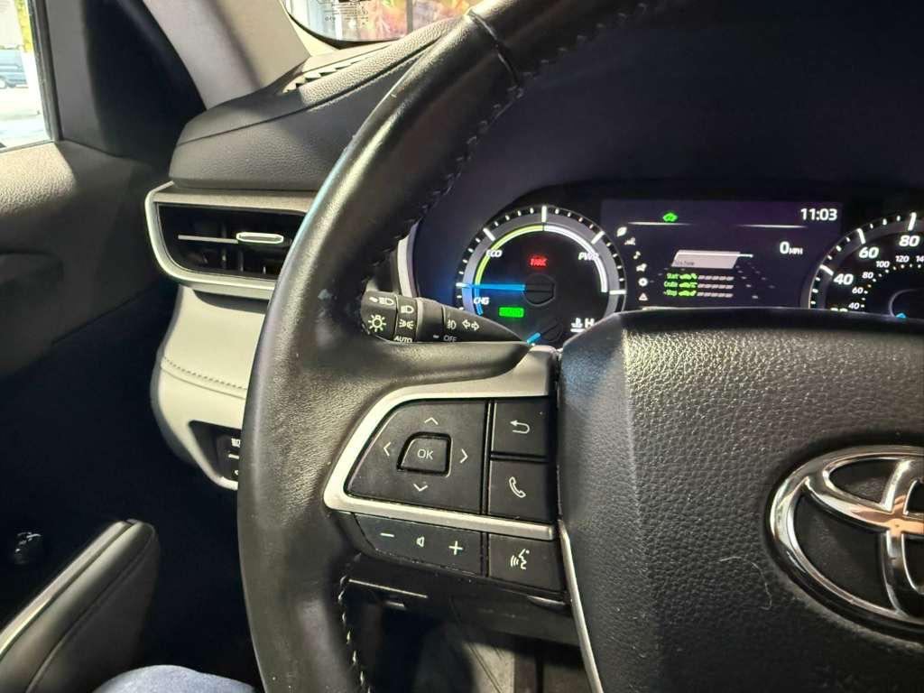 used 2024 Toyota Highlander Hybrid car, priced at $36,995