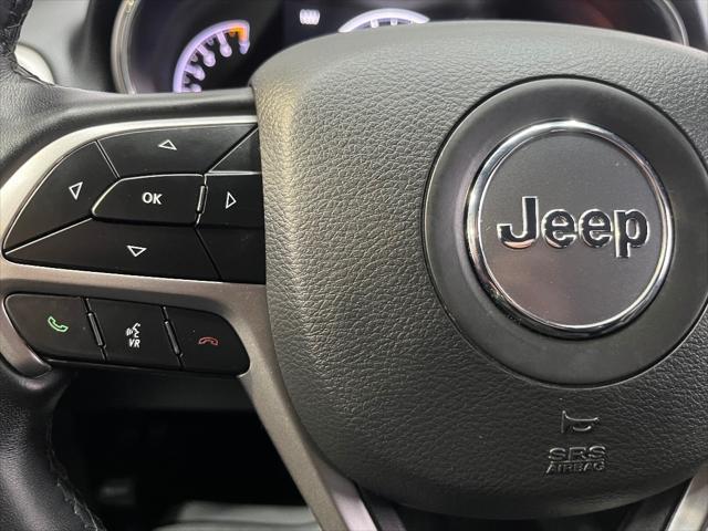 used 2022 Jeep Grand Cherokee car, priced at $31,995