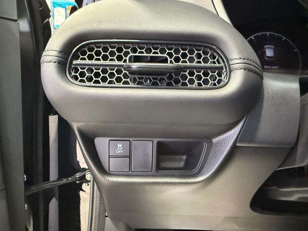 used 2025 Honda HR-V car, priced at $24,995