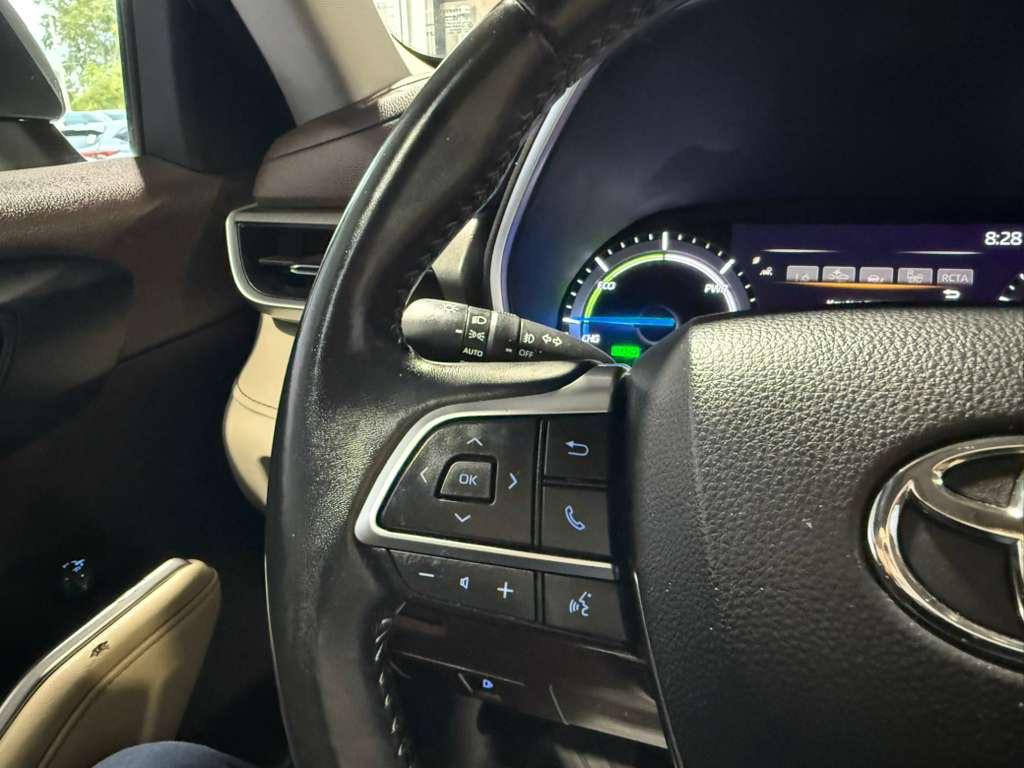 used 2021 Toyota Highlander Hybrid car, priced at $33,995