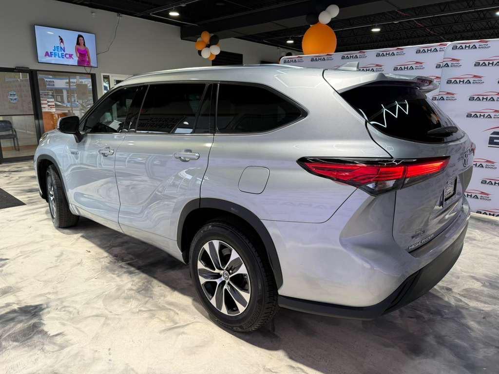 used 2021 Toyota Highlander Hybrid car, priced at $33,995
