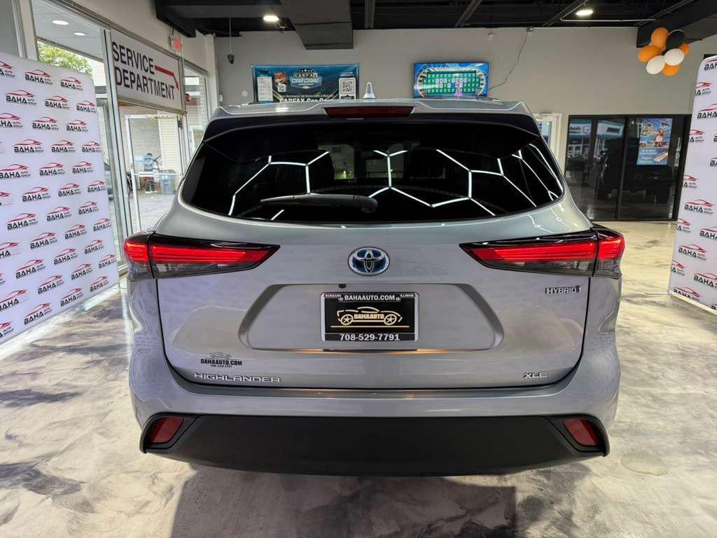 used 2021 Toyota Highlander Hybrid car, priced at $33,995
