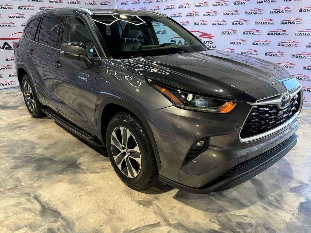 used 2021 Toyota Highlander Hybrid car, priced at $31,995