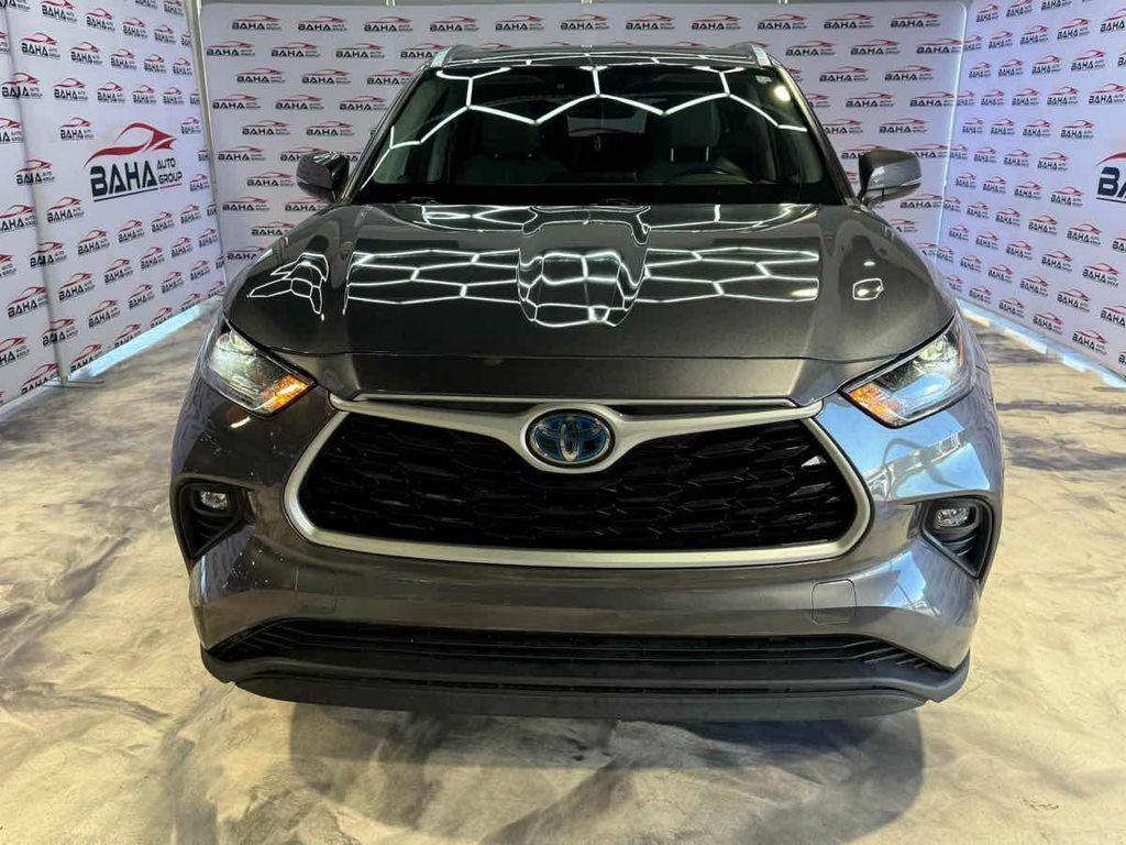 used 2021 Toyota Highlander Hybrid car, priced at $31,995