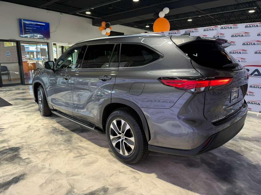 used 2021 Toyota Highlander Hybrid car, priced at $31,995