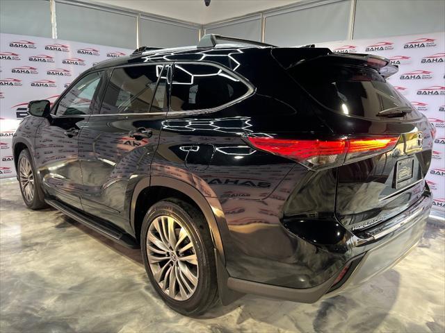 used 2021 Toyota Highlander car, priced at $27,595