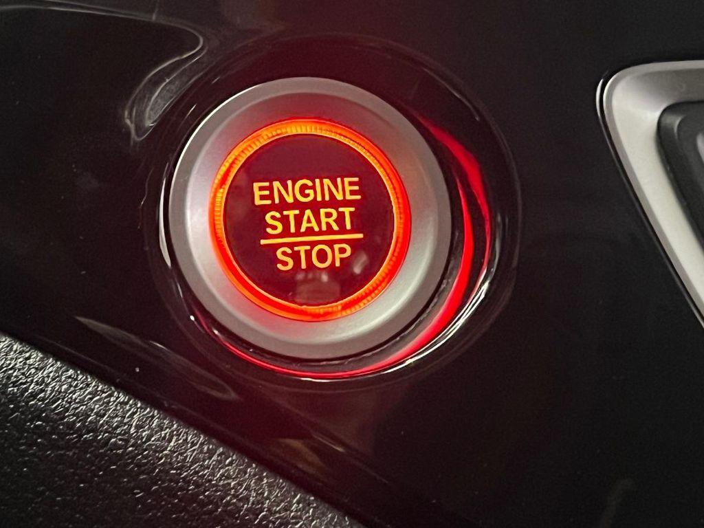 used 2022 Honda Pilot car, priced at $27,995