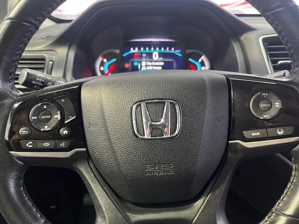 used 2022 Honda Pilot car, priced at $27,995