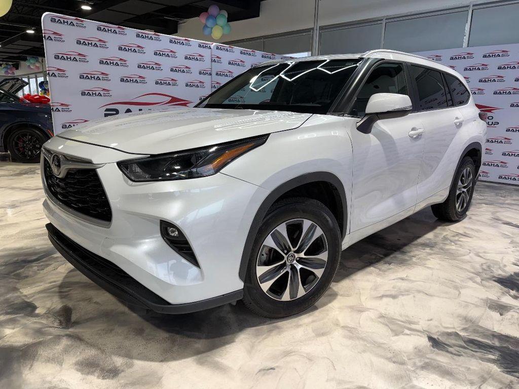 used 2023 Toyota Highlander car, priced at $37,995