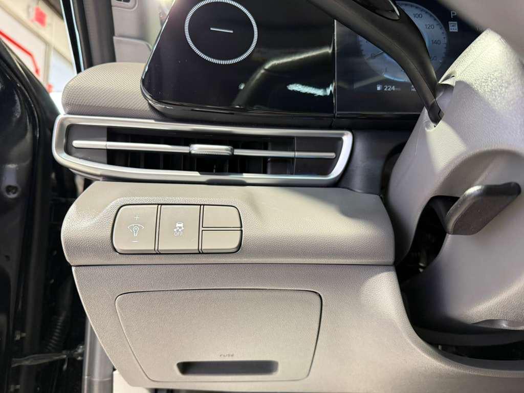 used 2025 Hyundai Elantra car, priced at $21,995