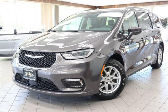 used 2022 Chrysler Pacifica car, priced at $22,395