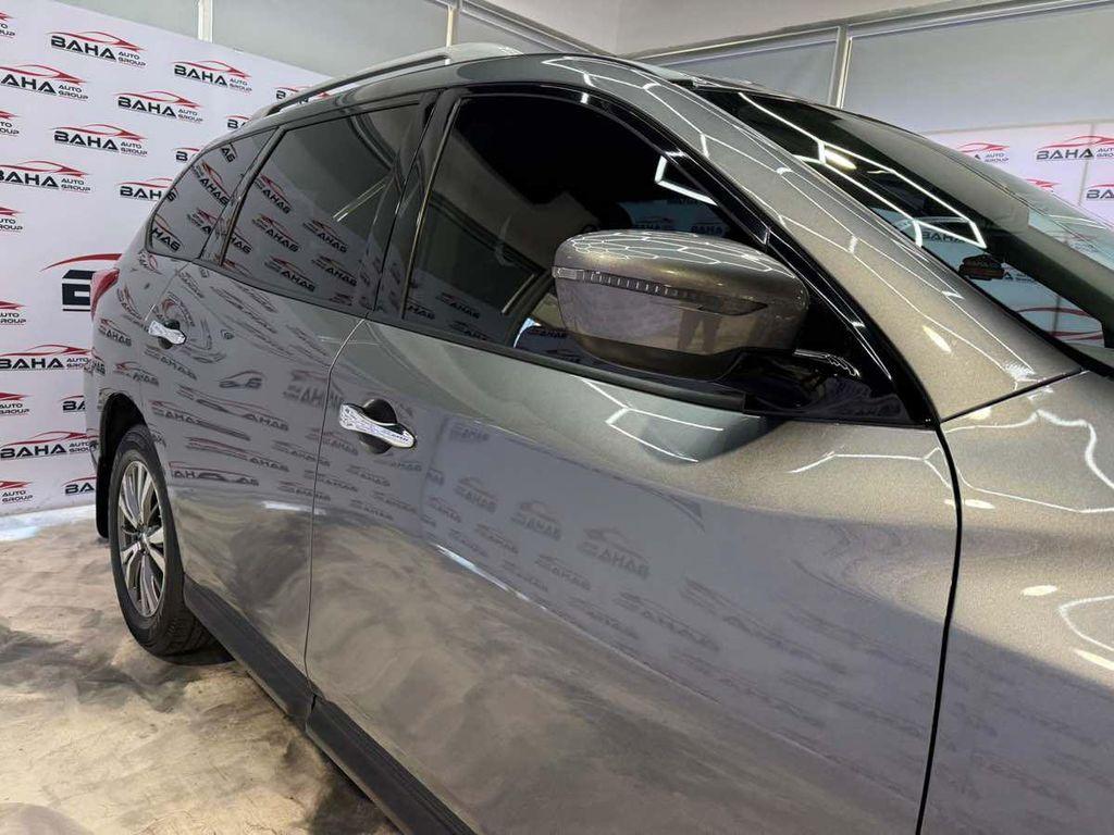 used 2018 Nissan Pathfinder car, priced at $11,995