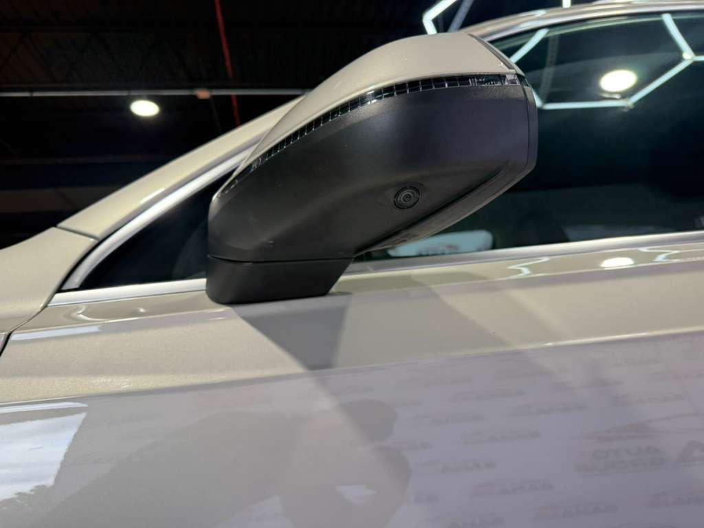 used 2024 Audi Q7 car, priced at $43,995