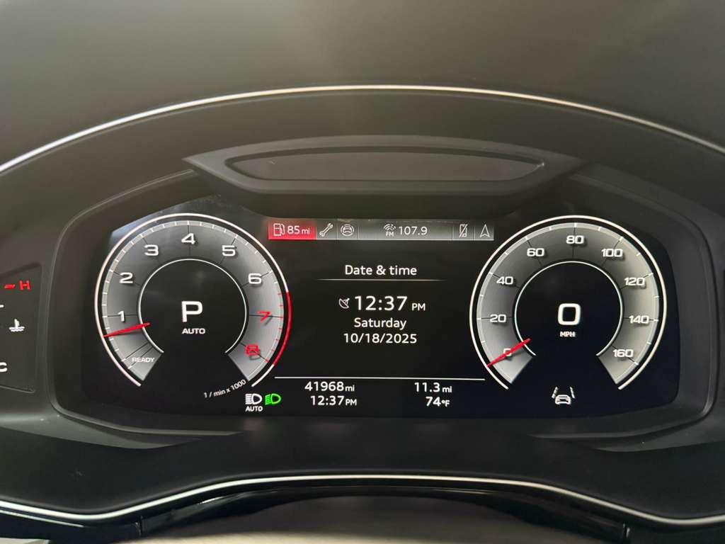 used 2024 Audi Q7 car, priced at $43,995