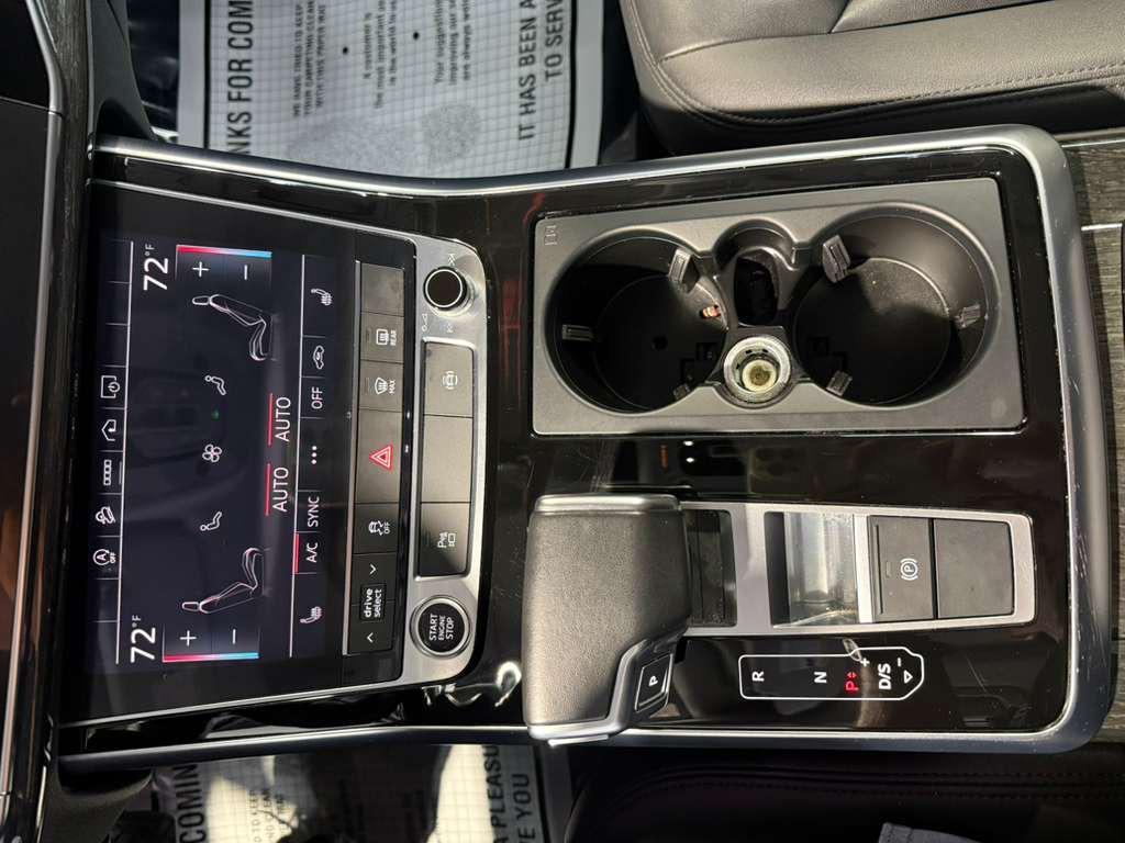 used 2024 Audi Q7 car, priced at $43,995