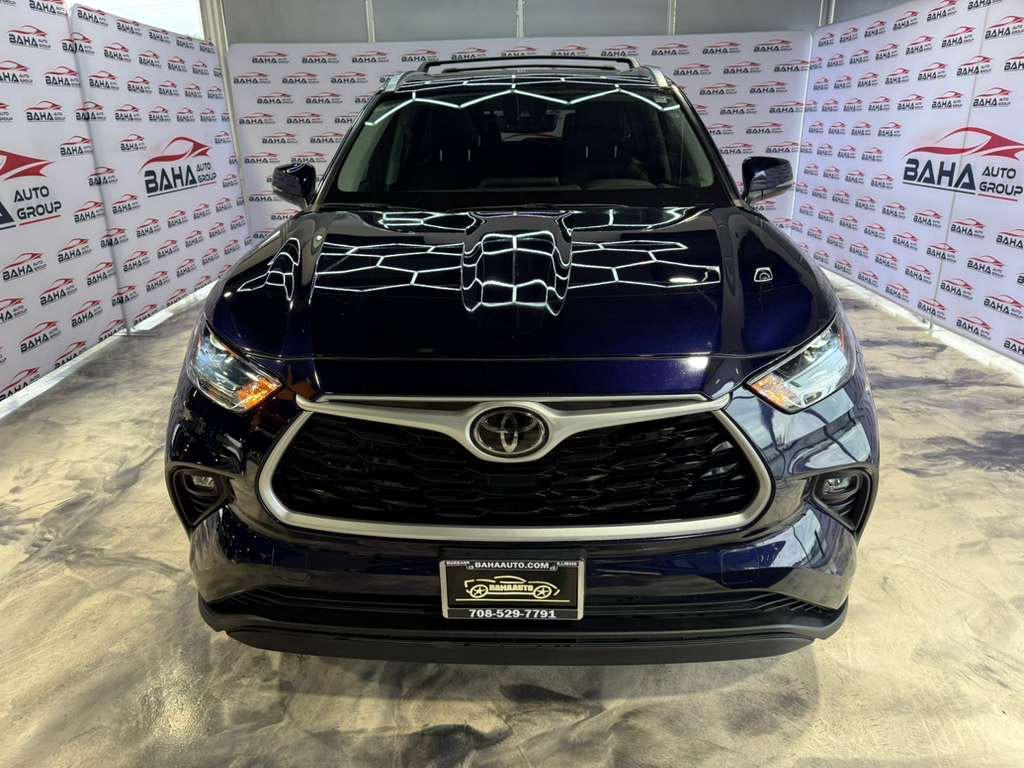 used 2021 Toyota Highlander car, priced at $29,995