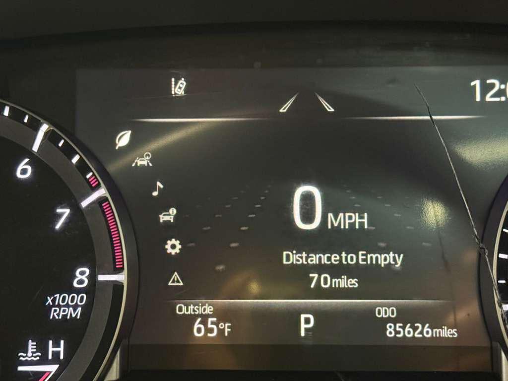 used 2021 Toyota Highlander car, priced at $29,995