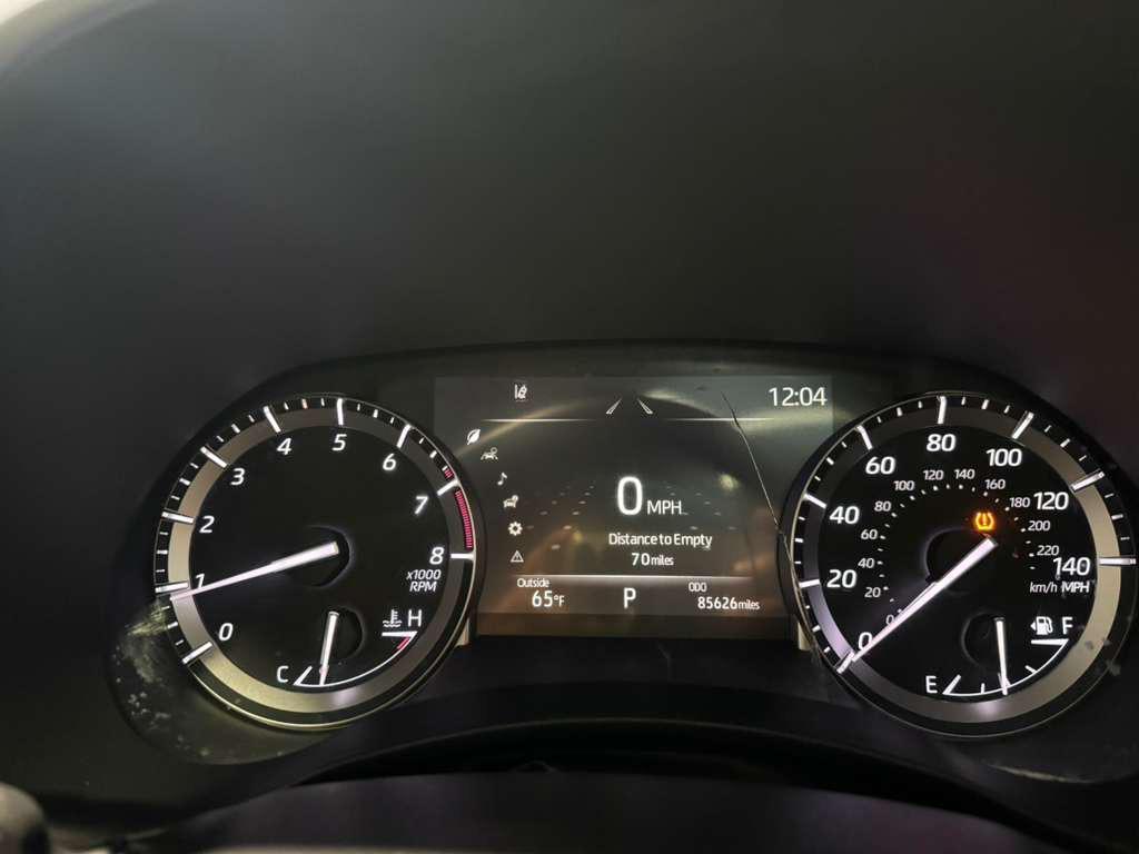 used 2021 Toyota Highlander car, priced at $29,995