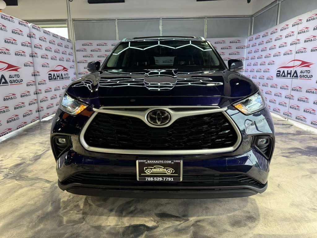 used 2021 Toyota Highlander car, priced at $29,995