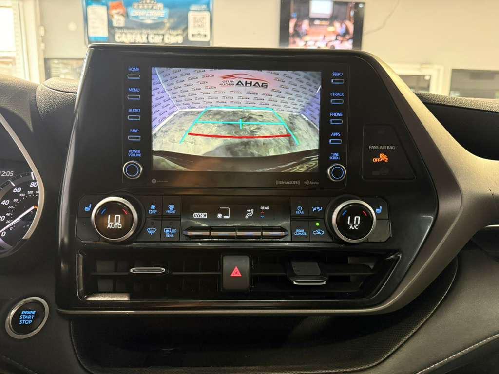 used 2021 Toyota Highlander car, priced at $29,995