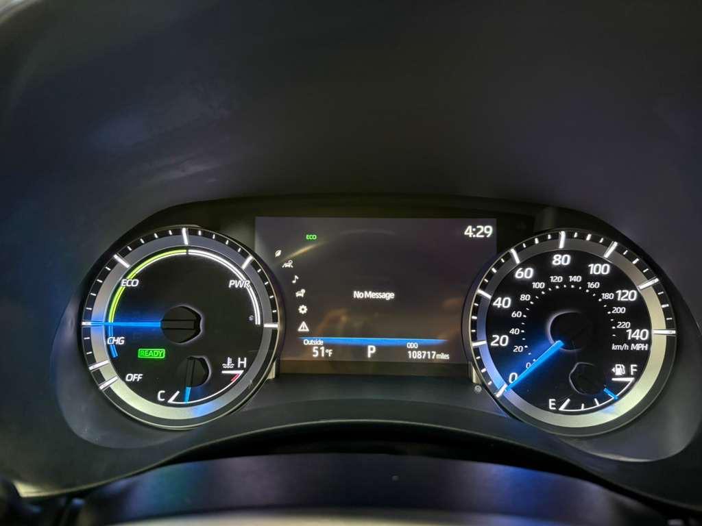 used 2023 Toyota Highlander Hybrid car, priced at $29,995