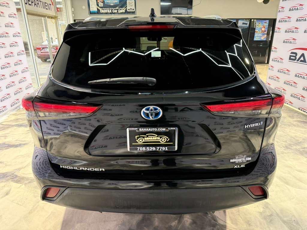 used 2023 Toyota Highlander Hybrid car, priced at $29,995