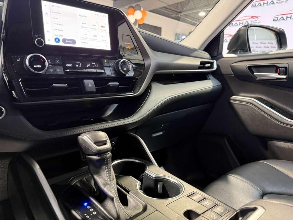 used 2023 Toyota Highlander Hybrid car, priced at $29,995