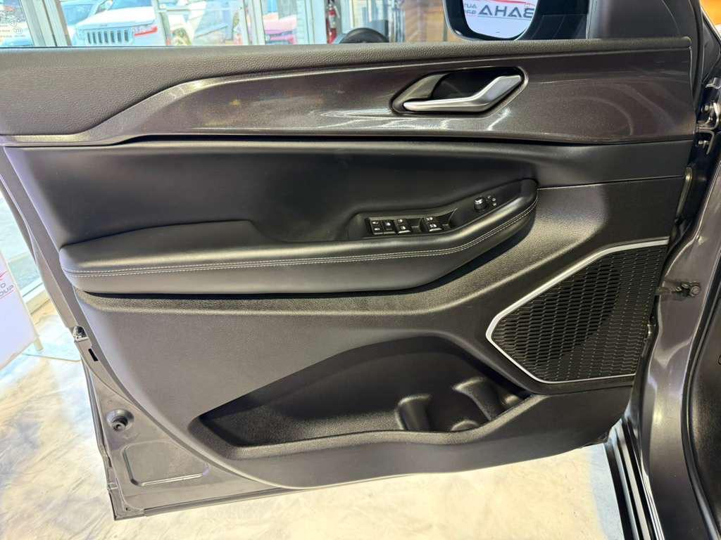 used 2022 Jeep Grand Cherokee car, priced at $26,695