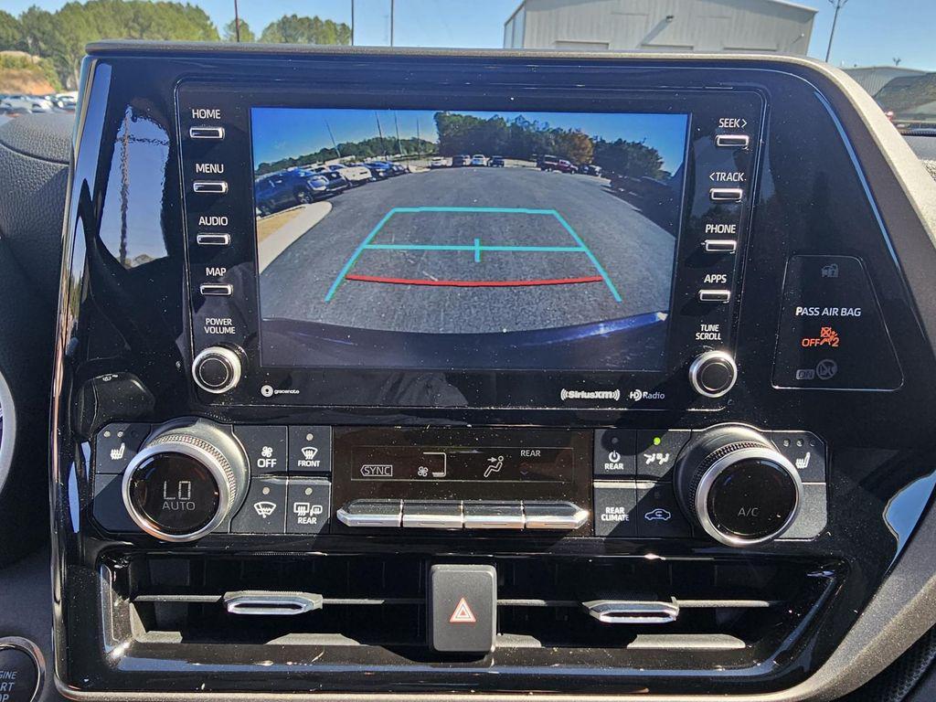 used 2022 Toyota Highlander car, priced at $29,311