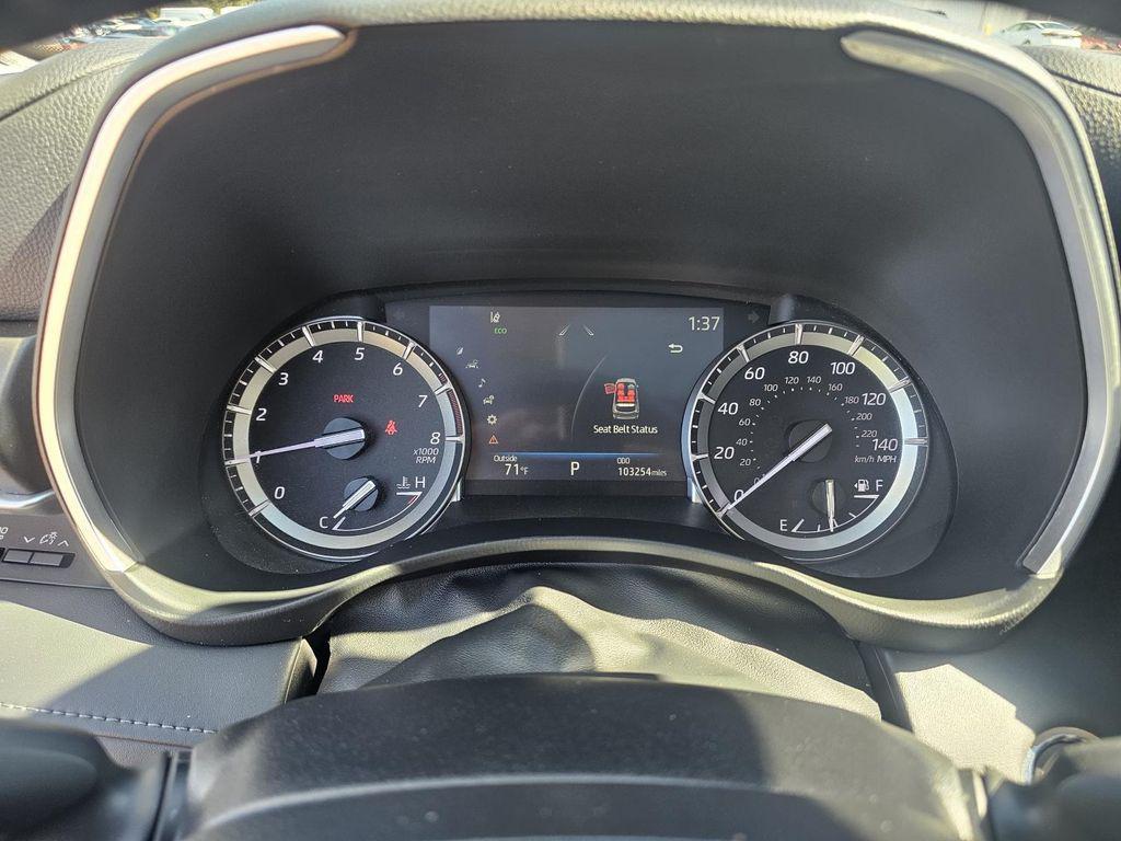 used 2022 Toyota Highlander car, priced at $29,311