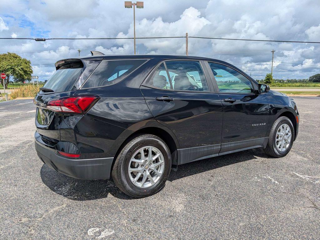 used 2023 Chevrolet Equinox car, priced at $21,877