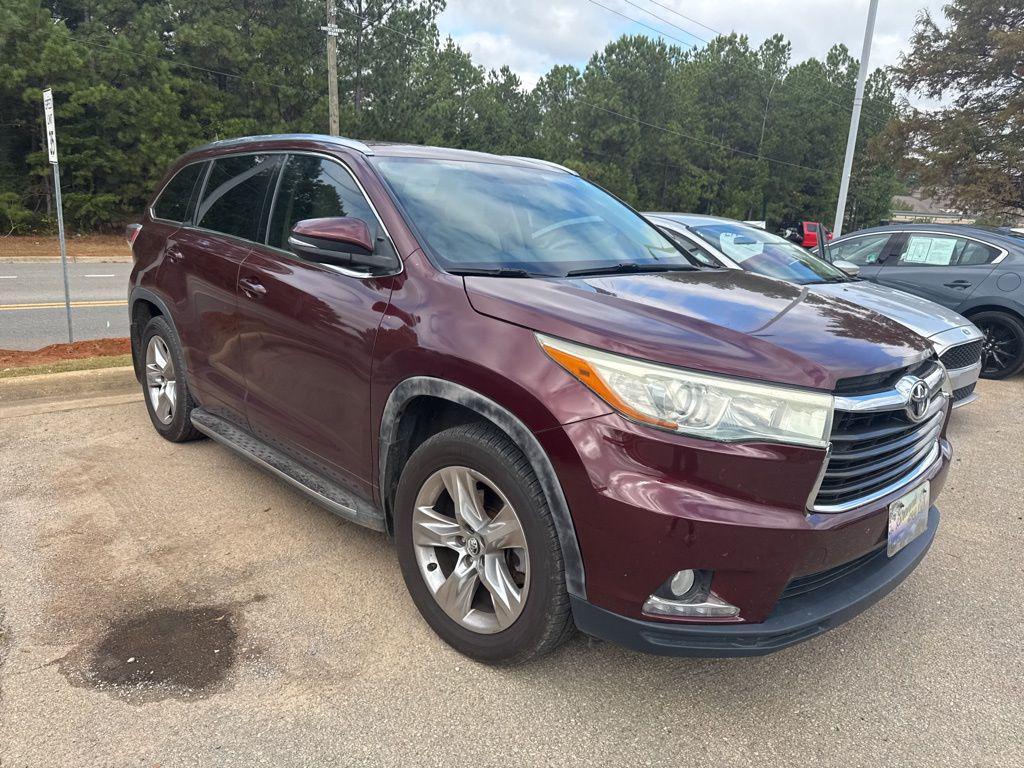 used 2016 Toyota Highlander car, priced at $18,660
